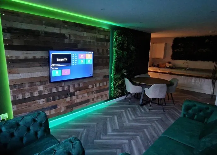 No 4 Hawthorn View Ground Floor * York